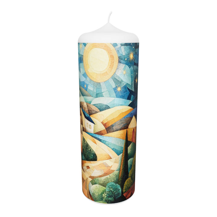 Künstlerkerze mit Symbolik von Geburt und Sternenlicht – stilisierte Landschaft mit Sonne, Sternenhimmel und sanften Formen in warmen Farben.