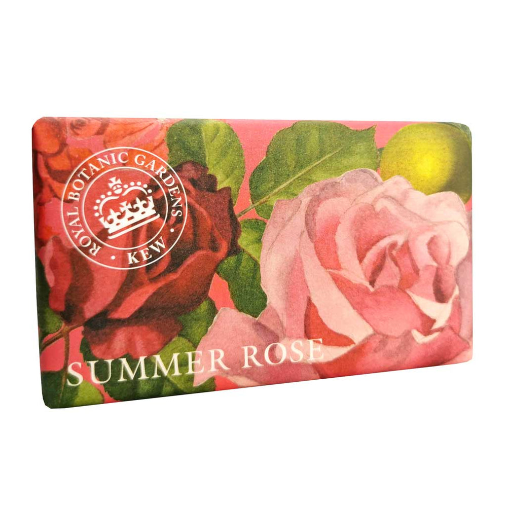 “Seife in edlem Papier mit romantischem Rosendesign in Rosa und Dunkelrot, Text: Summer Rose.”