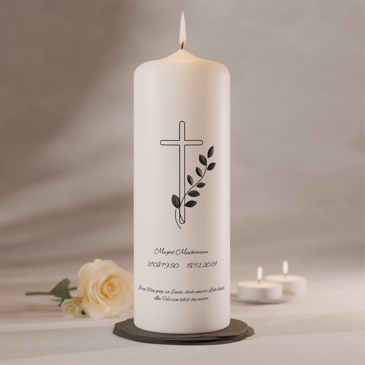 Trauerkerze Kreuz & Olive – Licht der Erinnerung