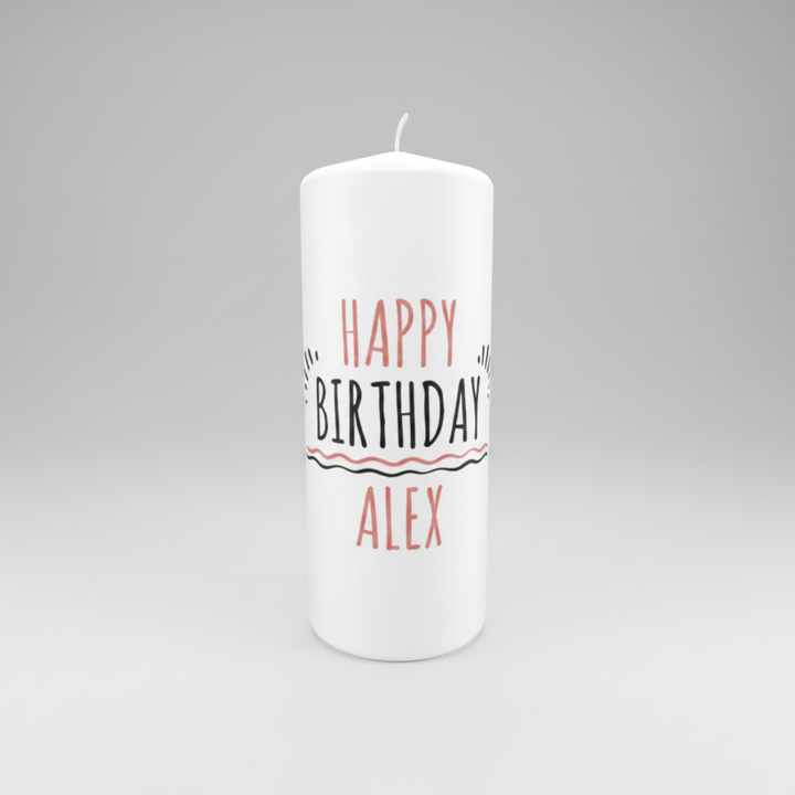 Personalisierte Geburtstagskerze „Happy Birthday“ in 150 × 60 mm mit Name und stilvollem Geburtstagsmotiv.