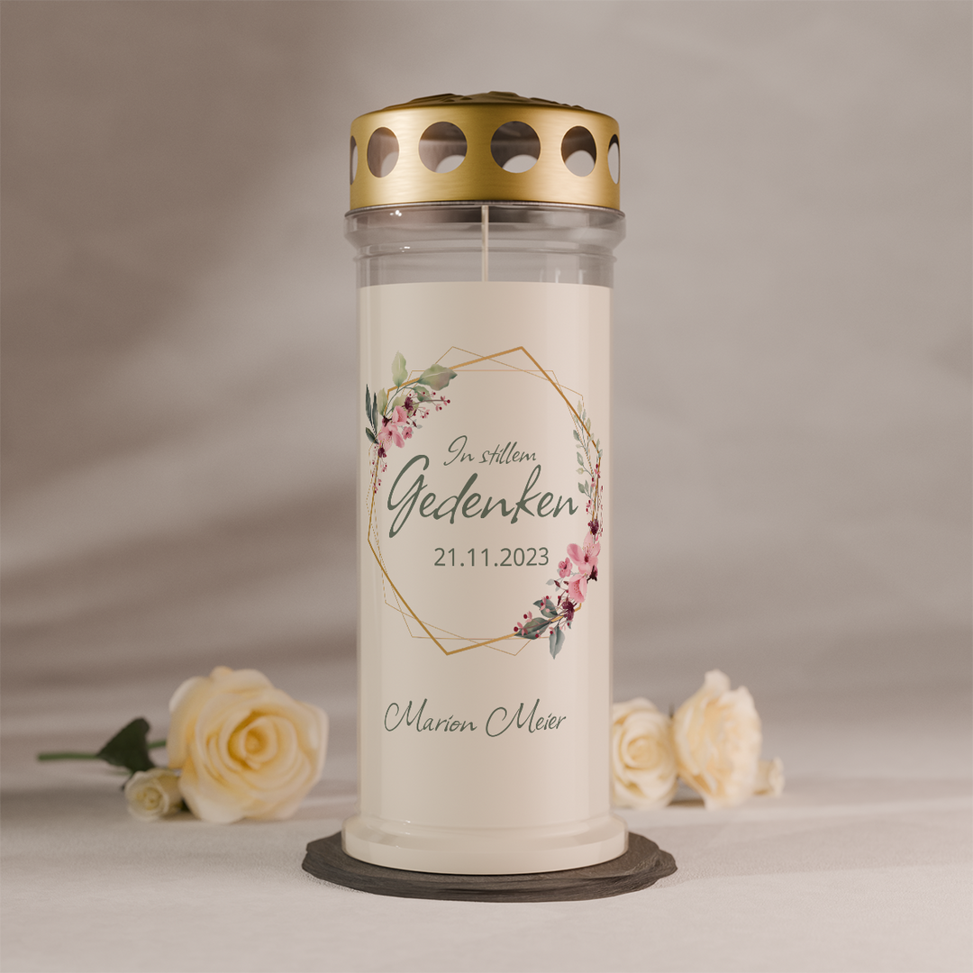 Personalisierte Gedenkkerze In stillem Gedenken mit Namen und Datum