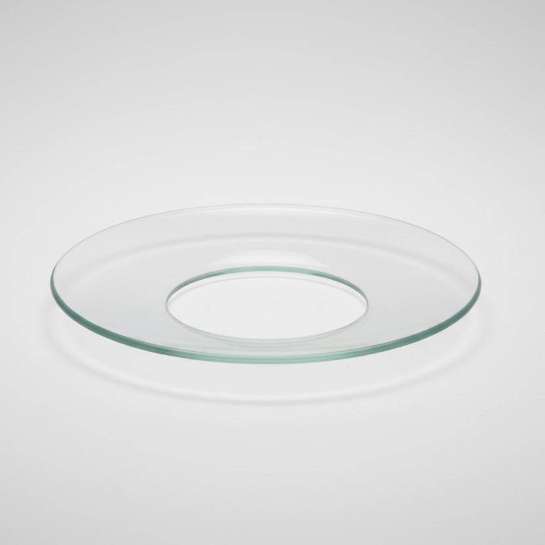 Detailaufnahme Glasmanschette aus klarem Glas mit sauber geschliffenem Rand für Kerzenhalter