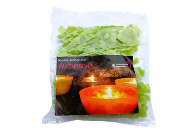 Nachfüllpackung mit grünem Wachsgranulat für Wachsschale, freigestellt mit transparentem Hintergrund und Produktetikett