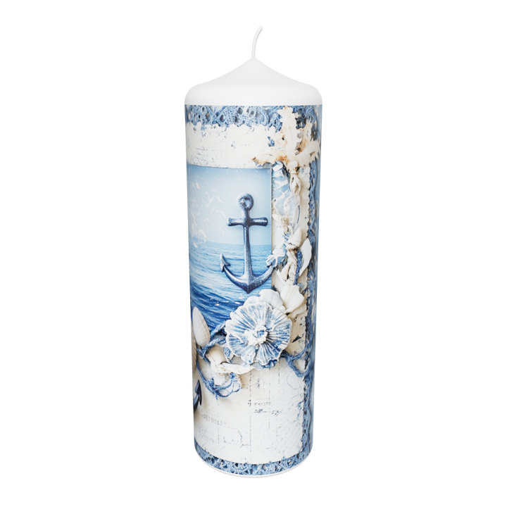 Künstlerkerze mit Küstenszene und Anker, maritim inspiriert