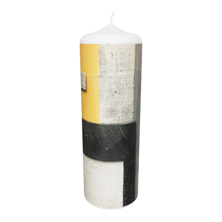 Künstlerkerze mit geteilter Komposition aus geometrischen und natürlichen Flächen – harmonisches Design in Beige, Schwarz und Ocker.