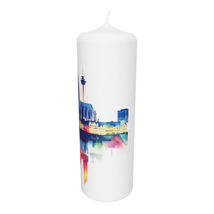 Künstlerkerze mit Kölner Dom, farbenfroh und symmetrisch
