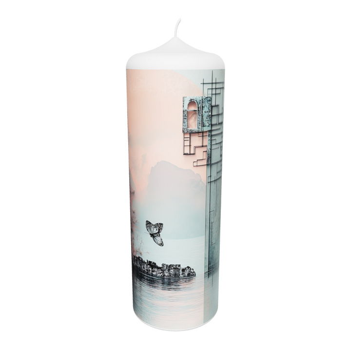 Künstlerkerze mit hellrosa Farbtönen, weiblicher Silhouette und aufgehender Sonne.