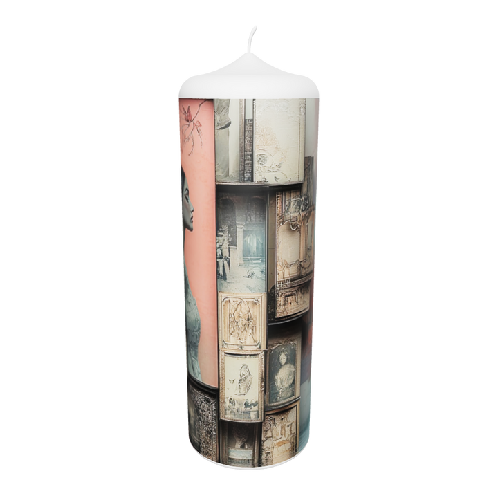 Künstlerkerze mit zwei Porträts und gealterten Rahmenmotiven in sanfter Farbgebung.