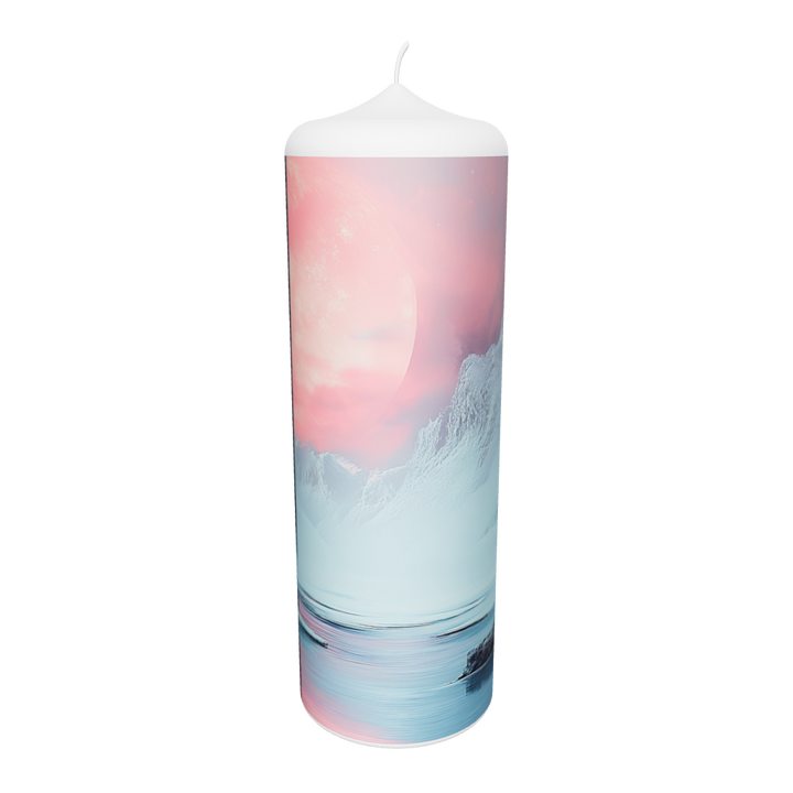 Künstlerkerze mit weiblicher Silhouette vor kosmischem Himmel in Rosa und Blau.