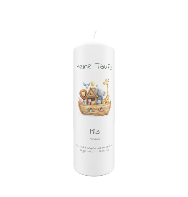 Taufkerze mit Arche-Noah-Motiv und Bibelvers – personalisiert mit Name Mia und Taufdatum