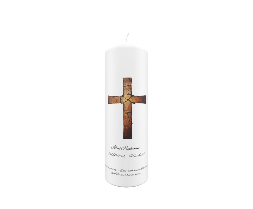 Weiße Trauerkerze mit gebrochenem Kreuz in Kupferoptik, freigestellt auf transparentem Hintergrund – Symbol für Glaube, Trost und Erinnerung.