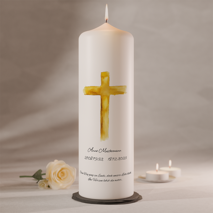 Trauerkerze mit goldenem Kreuz in Aquarelloptik als Symbol für Hoffnung und Trost
