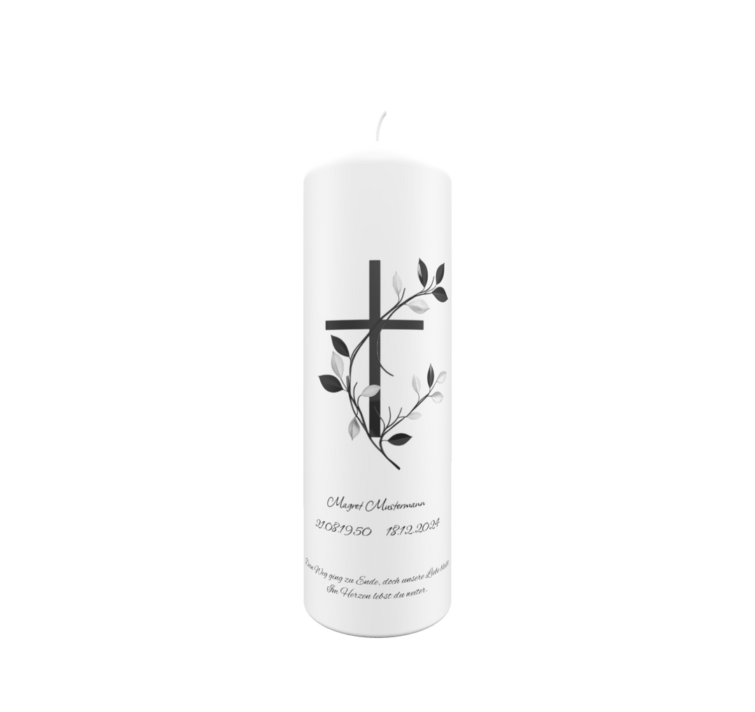 Freigestellte weiße Trauerkerze mit Kreuz und zarter Ranke – Symbol für Hoffnung, Erinnerung und neues Leben.