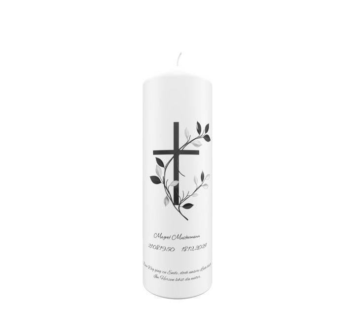 Freigestellte weiße Trauerkerze mit Kreuz und zarter Ranke – Symbol für Hoffnung, Erinnerung und neues Leben.